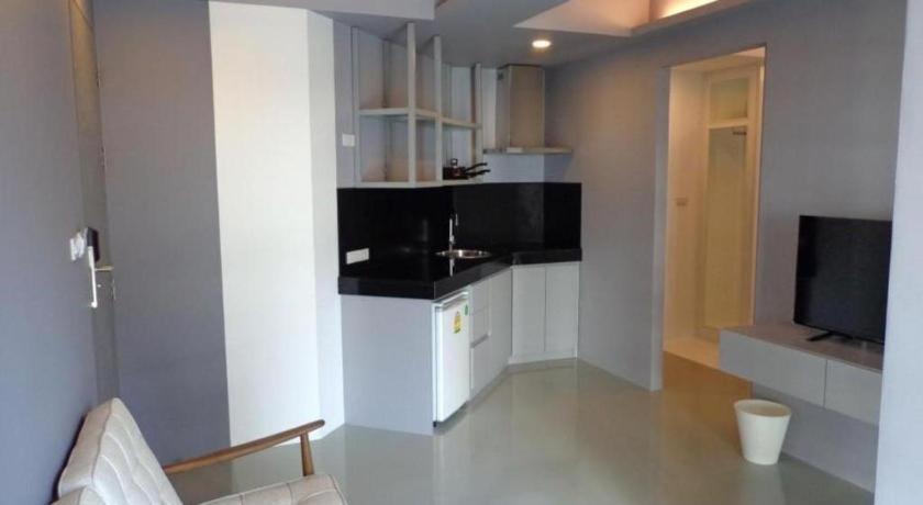 Silom Studios Банкок Екстериор снимка
