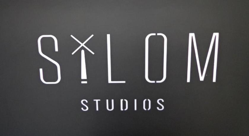 Silom Studios Банкок Екстериор снимка